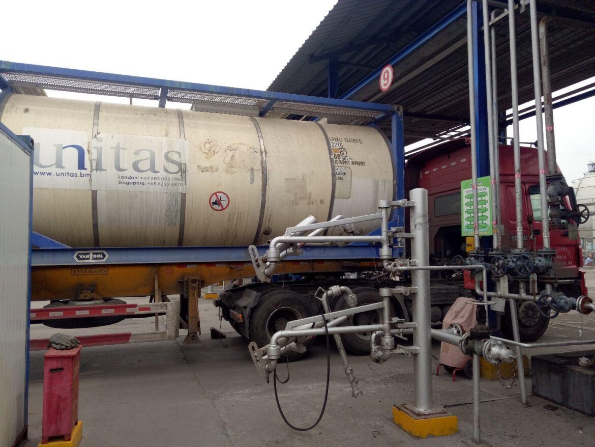 Pentane loading system